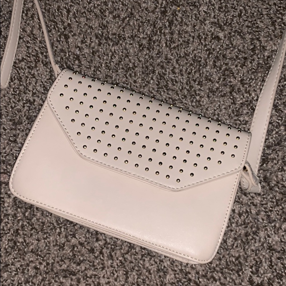 Beige purse